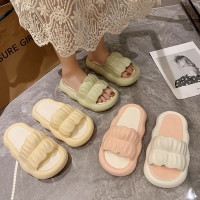 拖鞋踩屎感可爱软乎乎室内家居拖鞋女外穿风洗澡防滑家用网红凉拖