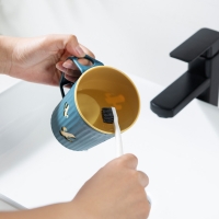 创意双层漱口杯加厚卡通仙人掌洗漱杯大容量带牙刷槽把手刷牙杯