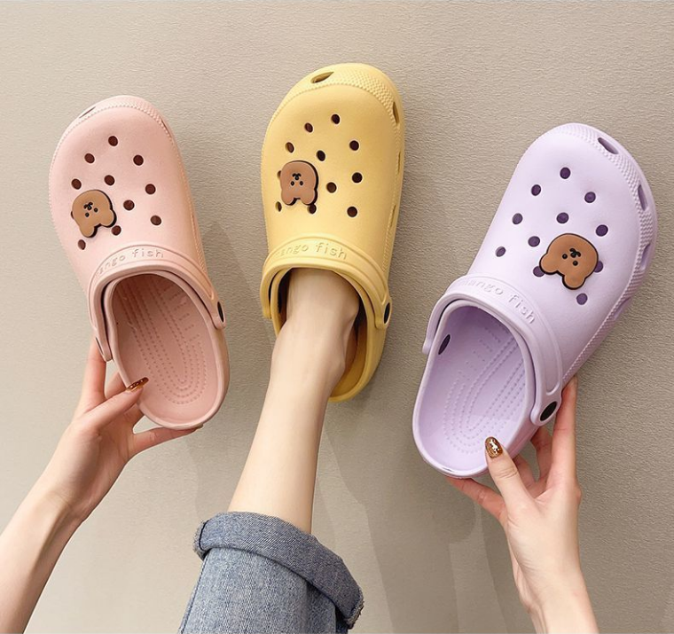 夏季标配网红外穿洞洞鞋