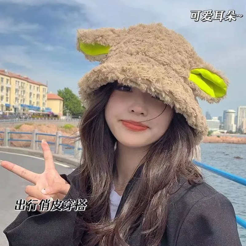 出行俏皮必备-大耳朵毛绒咩咩帽